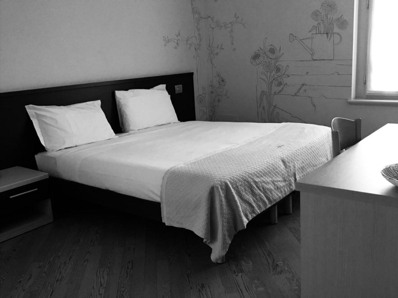 Cornelle Hotel Valbrembo Екстер'єр фото
