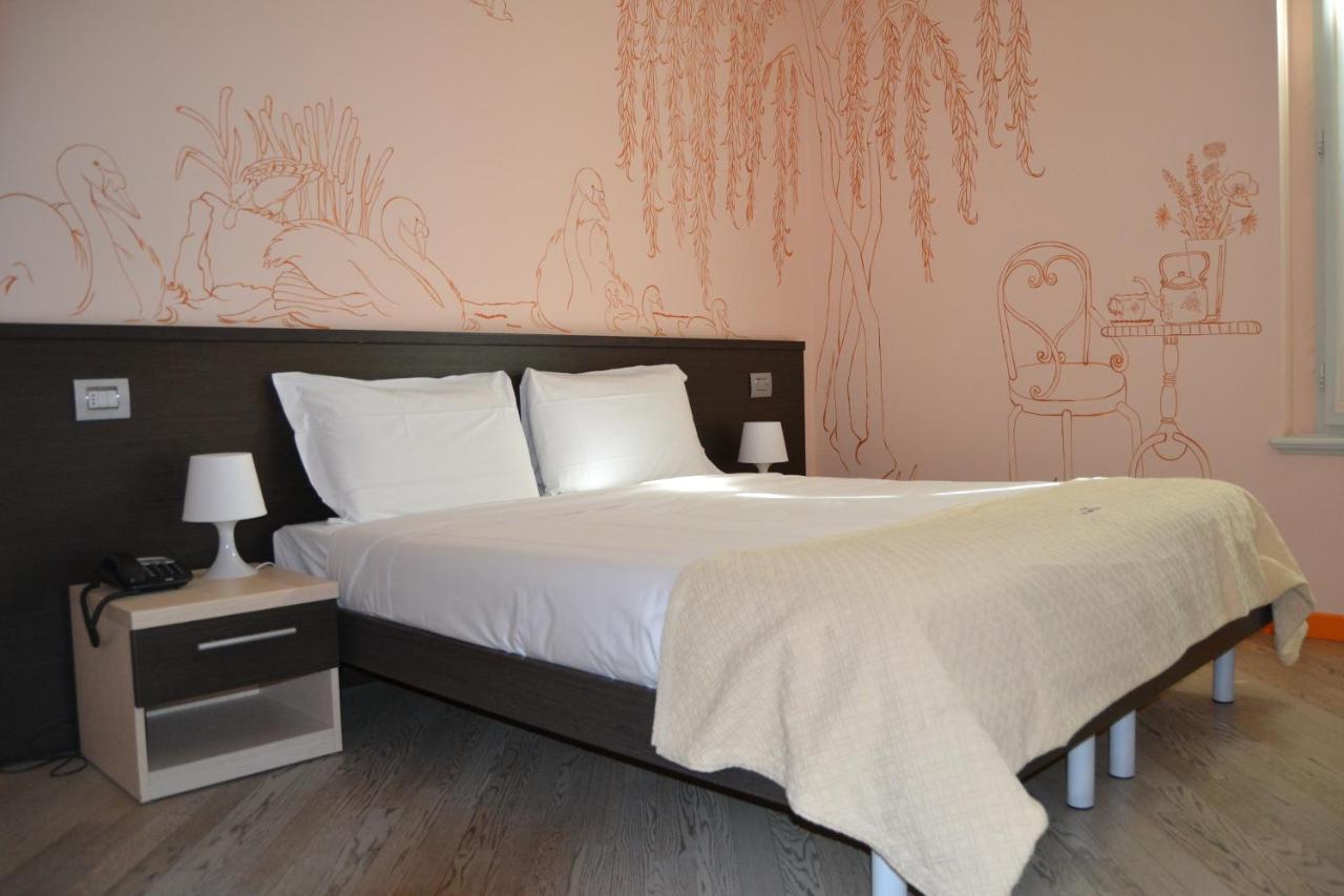 Cornelle Hotel Valbrembo Екстер'єр фото